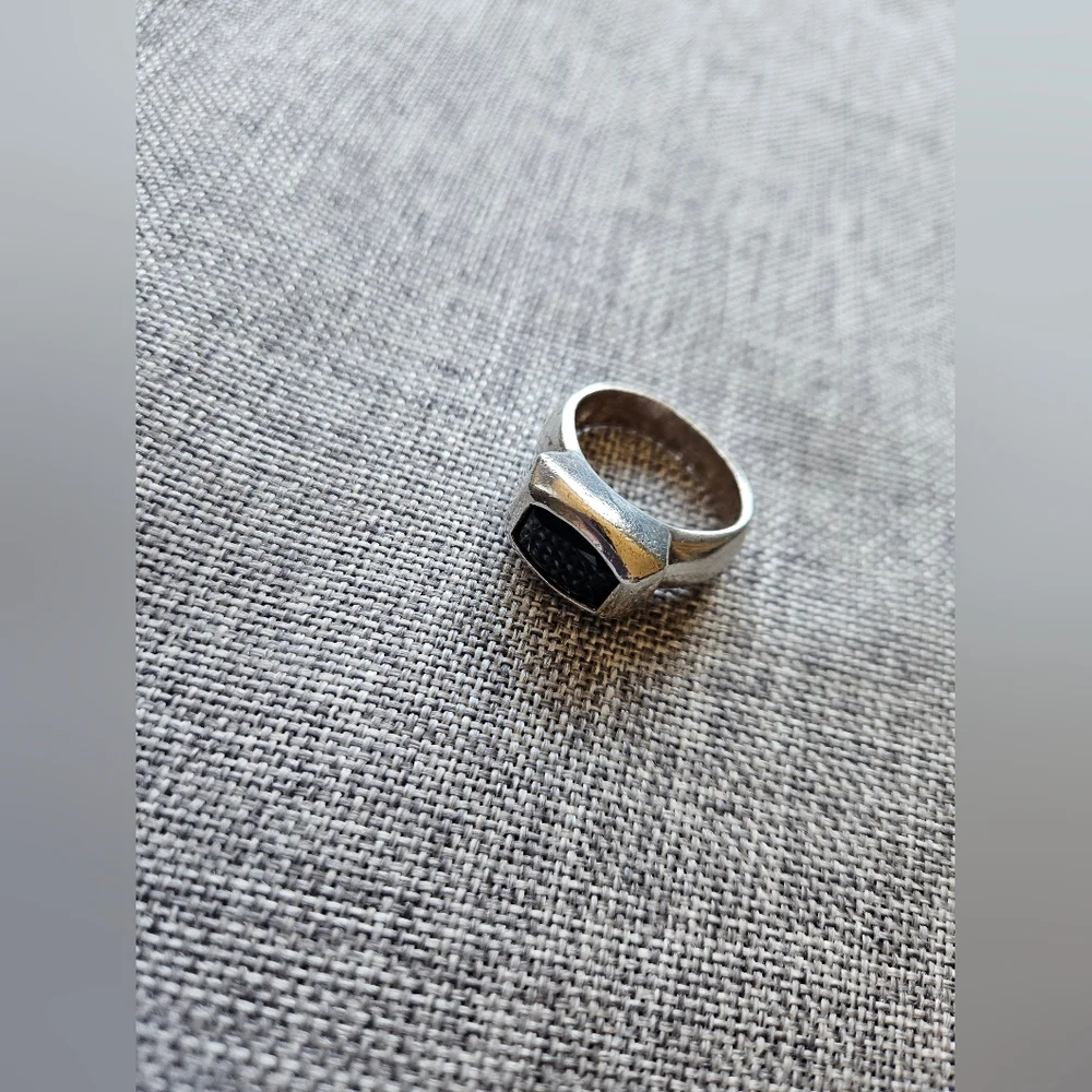 925 Sterling Silver and Black Onyx Ring (sz 10)